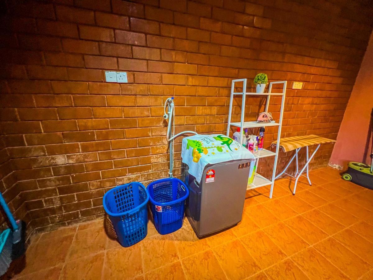 Nail Guest House Kuala Besut Kampong Nail Exterior photo